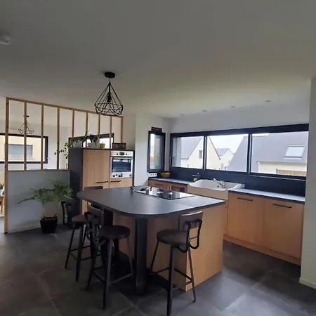 Holiday home Maison Proche Du Centre Auray